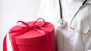 До дня Святого Миколая всі медичні працівники Солотвинської селищної ради отримають преміювання