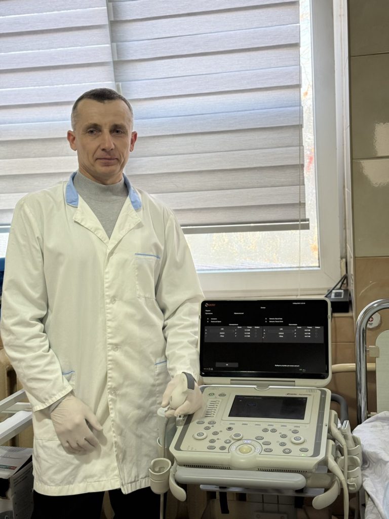 У Нижньоапшанській лікарні розпочав роботу новий лікар УЗД